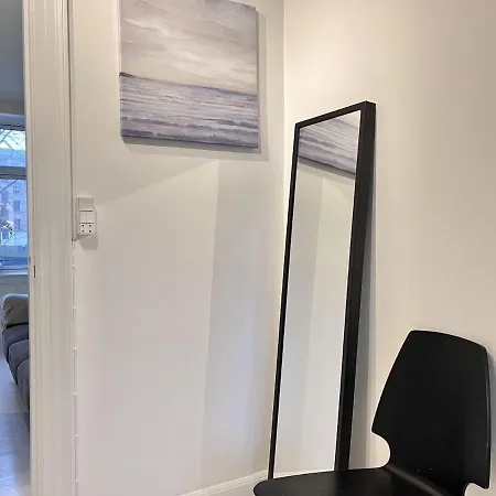 Two Bedroom In Copenhagen, Bhmensgade 9,