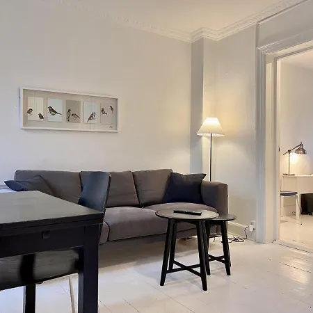 Two Bedroom In Copenhagen, Bhmensgade 9, *
