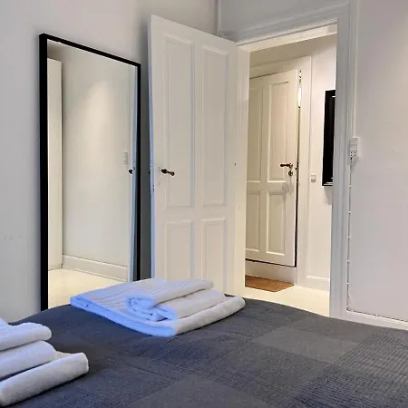 Two Bedroom In Copenhagen, Bhmensgade 9, Apartamento