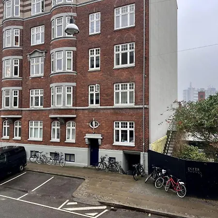Two Bedroom In Copenhagen, Bhmensgade 9, Apartamento