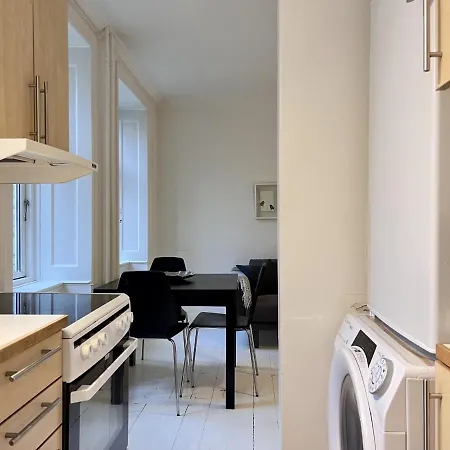 Two Bedroom In Copenhagen, Bhmensgade 9, * Copenhague